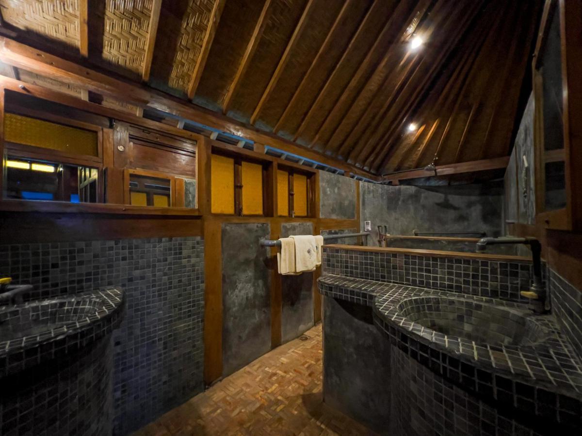 Pondok Pitaya Balian Hotel Selemadeg  Exteriör bild